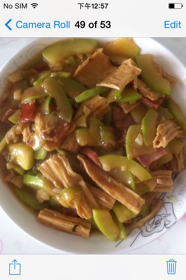 肉片西葫芦炒腐竹的做法