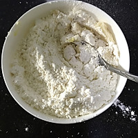 香煎豆渣饼的做法图解2