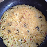 米饭鸡蛋饼（简单美味早餐）的做法图解4