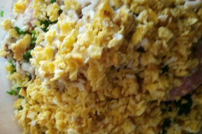 鸡蛋青菜蘑菇肉饺子