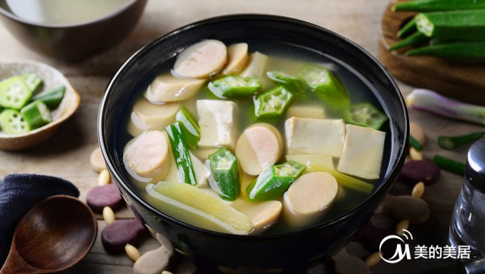 豆腐秋葵汤
