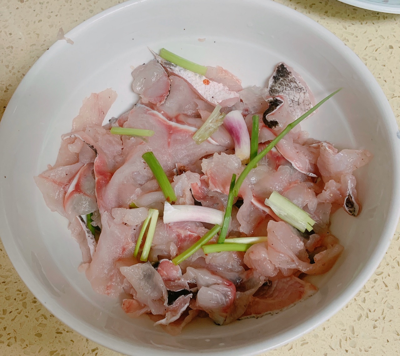 三文鱼生鱼片怎么做_三文鱼生鱼片的做法_豆果美食
