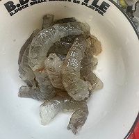 #春日露营#一口爆汁的鲜虾猪肉大葱饺子！的做法图解13