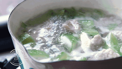 丝瓜肉片汤的做法图解5