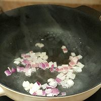 #换着花样吃早餐#美味电饭煲牛肉焖饭的做法图解3