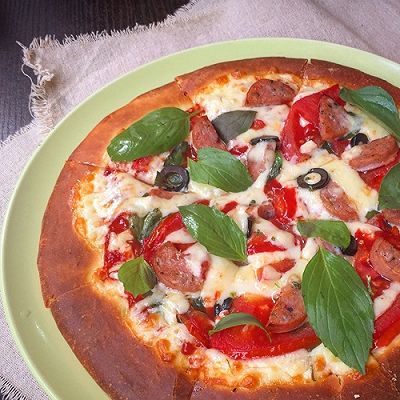 玛格丽特风味披萨 Pizza