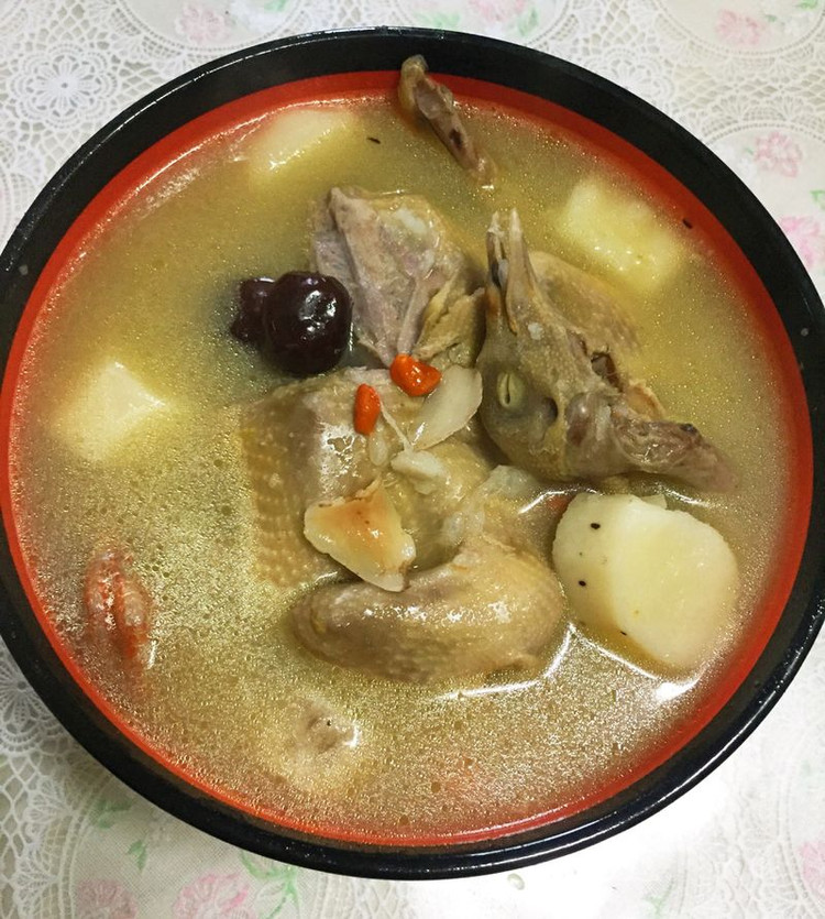 山药炖乳鸽的做法