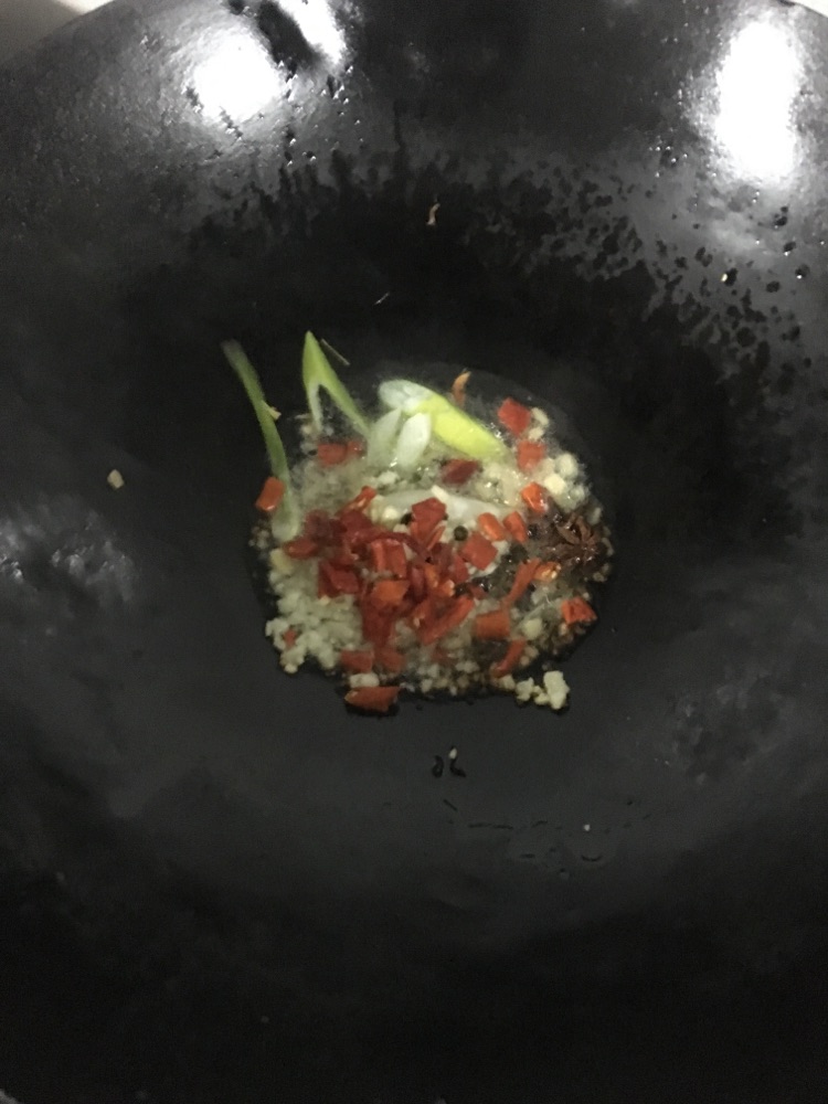 猪肉炖粉条的做法图解5