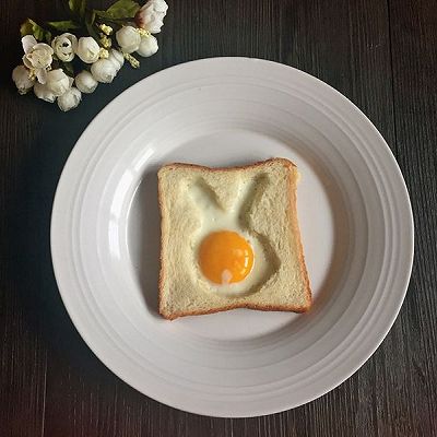 小兔子吐司煎蛋