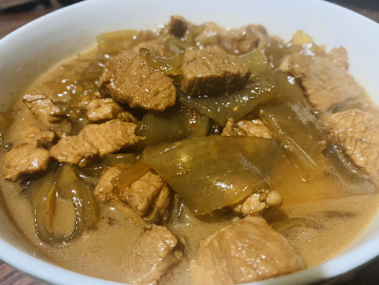 东北猪肉炖粉条的做法