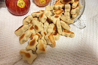 苹果小面包，一口一个