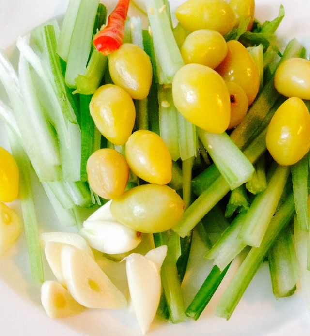 芹菜炒肉丝的做法图解7