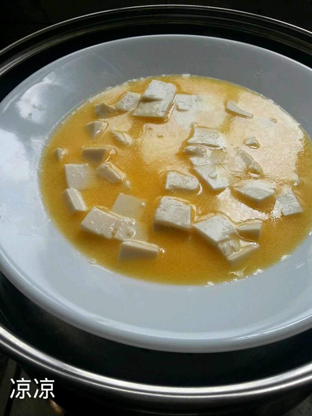 咸蛋黄豆腐羹怎么做_咸蛋黄豆腐羹的做法视频_美食台_豆果美食