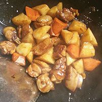 土豆炖鸡腿的做法图解6