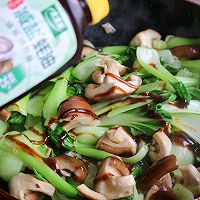 #万物皆可搭#比肉还好吃的蚝油炒香菇的做法图解8