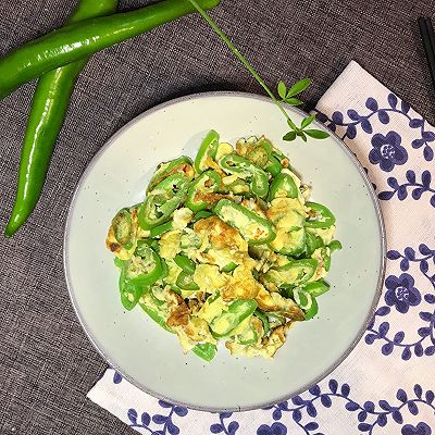 传统辣椒炒鸡蛋