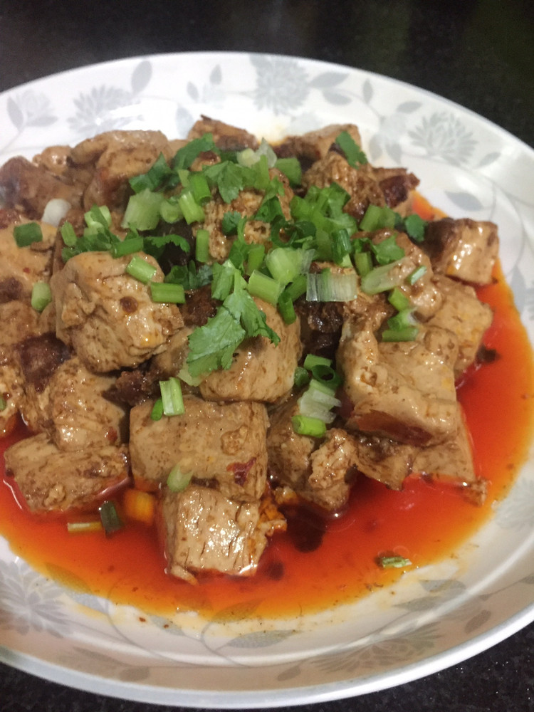 红烧豆腐：简单美味又营养的做法