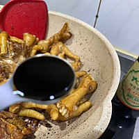 巨好吃的排骨焖鸡爪的做法图解9