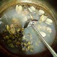 螺蛳炒花蛤的做法图解3
