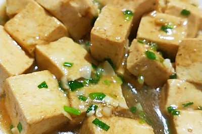 清爽解腻~小葱烧豆腐