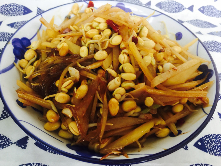 土豆丝黄豆炒粉条的做法