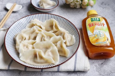 鸡汁肉馅芹菜水饺