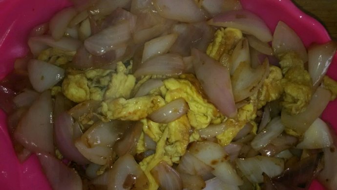 洋葱炒鸡蛋