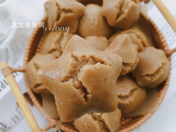 一口一个【红糖发糕】的做法