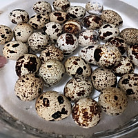 香卤鹌鹑蛋的做法图解1