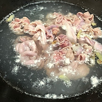 黑乐砂锅啫啫生肠的做法图解6