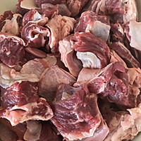 土豆牛腩的做法图解1