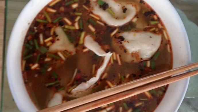 韭菜鸡蛋虾仁饺子