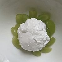 一碗清爽：阳光玫瑰希腊酸奶碗。的做法图解8