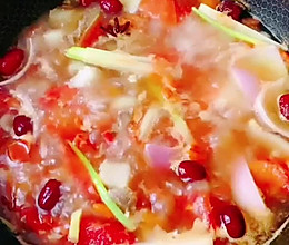 家庭版～自制番茄排骨火锅汤底的做法