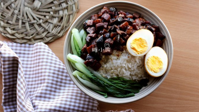 【卤肉饭】