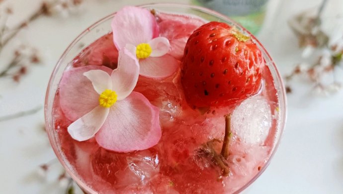 浪漫芳心～樱花草莓果酒！
