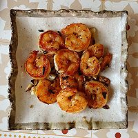 黑椒蒜香煎虾仁的做法图解7