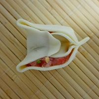 玉米胡萝卜猪肉蒸饺的做法图解9