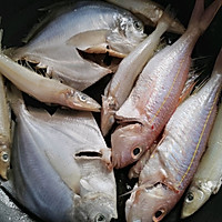 #晒出你的中秋团圆饭#海大虾杂鱼煲 喜欢海鲜的看过来~的做法图解5