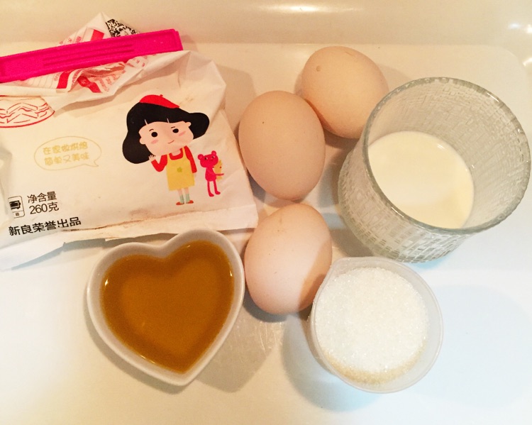 水果沙拉杯子蛋糕#维达与你传承年味#的做法图解1