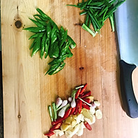 红烧黄骨鱼的做法图解2