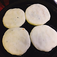 鸡蛋虾皮蔬菜馅饼的做法图解11