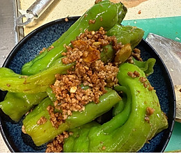 辣椒塞肉麋下饭菜特别香嫩的做法
