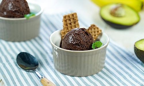 超低卡巧克力冰淇淋的做法