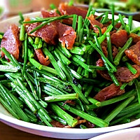 韭苔炒腊肠的做法图解3