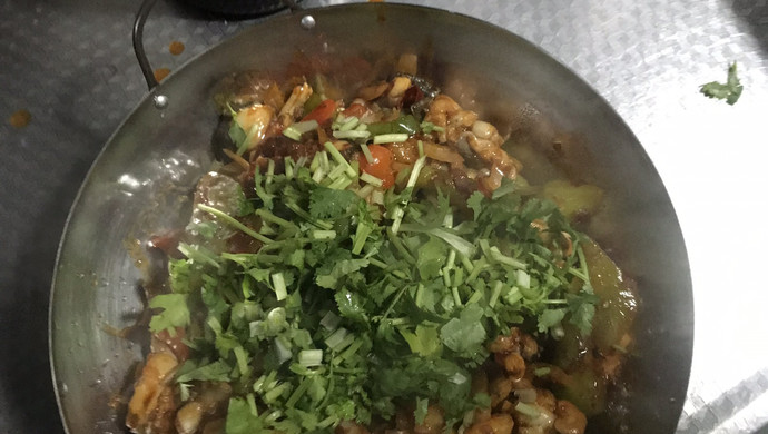 干锅牛蛙（家庭简易版）