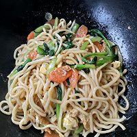 鸡蛋炒面的做法图解5
