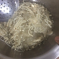 黄瓜金针菇粉丝凉拌菜的做法图解2