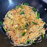 酸辣萝卜丝的做法图解3