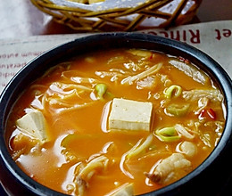 辣的过瘾的——泡菜汤的做法